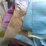 papier teint chine collé